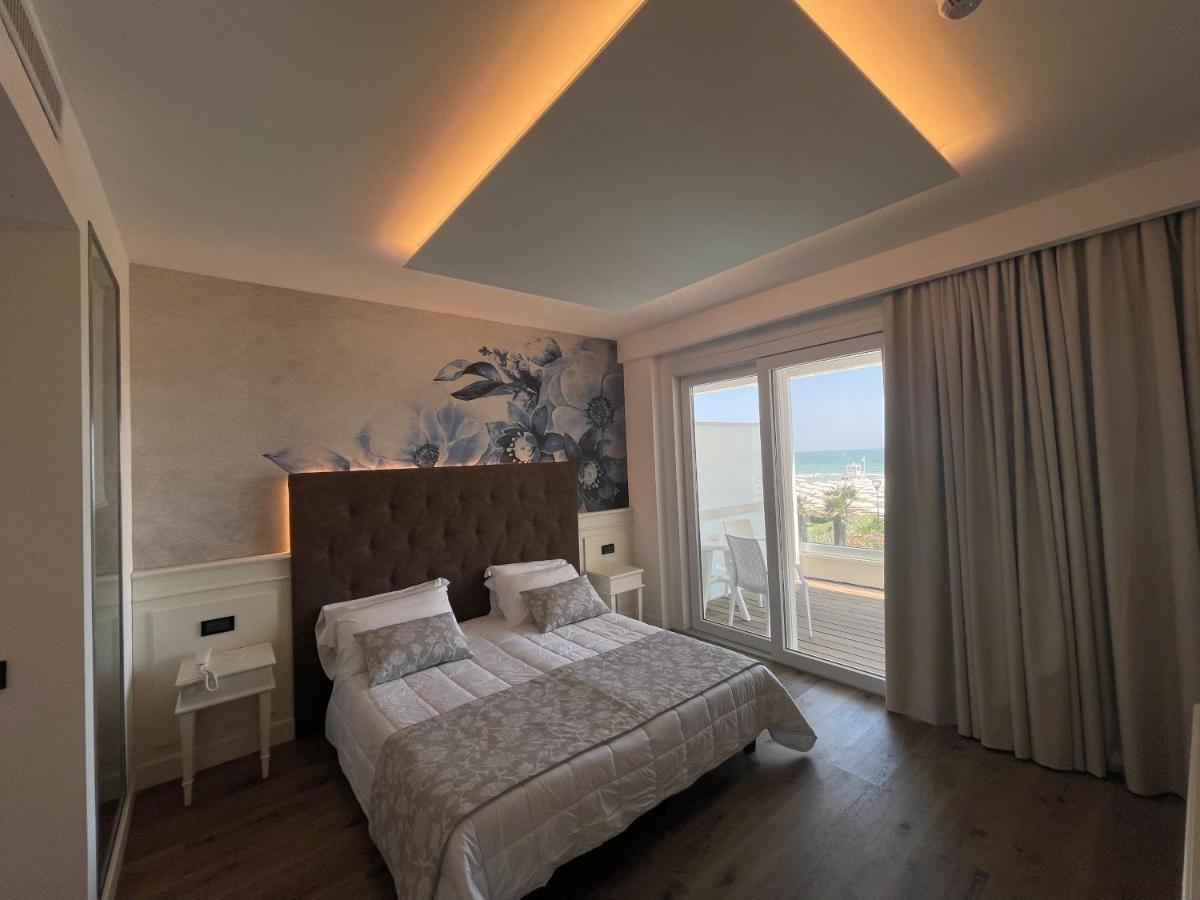 Park Hotel Cellini Lido di Jesolo Exterior foto